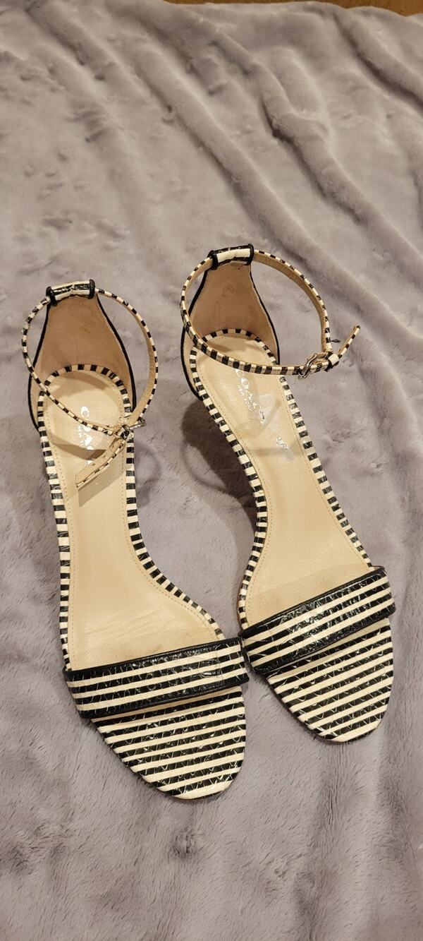 COACH Heels Womens 7.5 B Black and White Striped Ankle Strap Open Toe Sandals